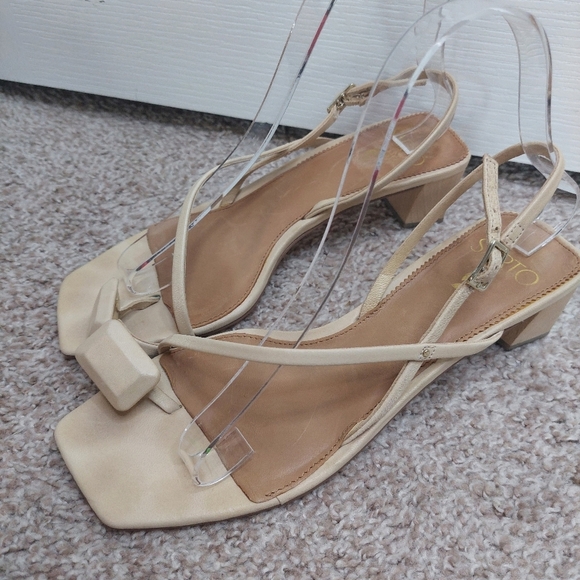 Franco Sarto A- Courtney‎ Heels Sandals Size 7M - Picture 3 of 9